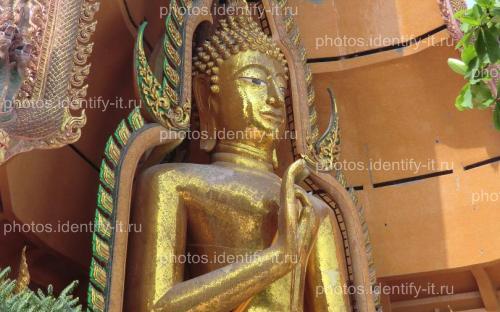 Буддистская статуя Таиланд