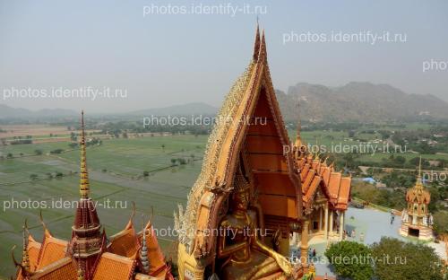 Храмовый комплекс с пагодами Таиланд 2