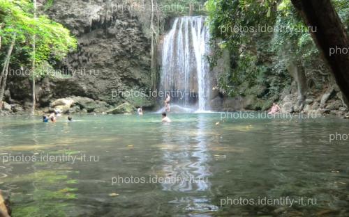 Водопады в парке отдыха Таиланд 2