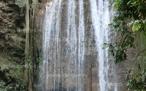 Водопады в парке отдыха Таиланд 3