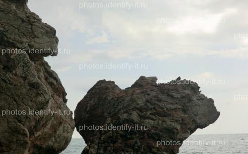 Скалы и камни на берегу моря Кемер Турция 7