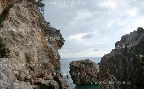 Скалы и камни на берегу моря Кемер Турция 8