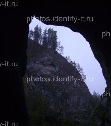 Капова пещера вид у выхода 3