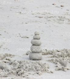 Узоры на серо-белом песке Таиланд 3